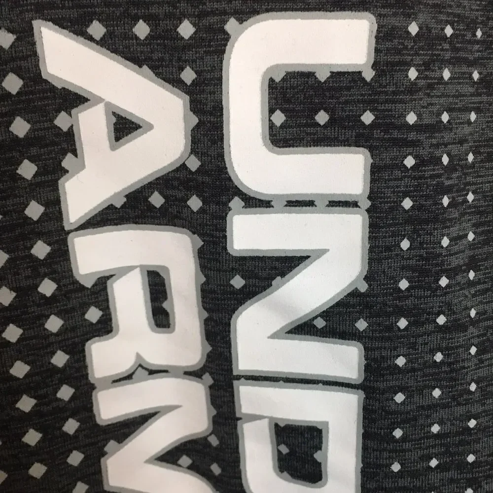 Under Armour HeatGear Loose-Fit Black and Gray T-Shirt Youth XL